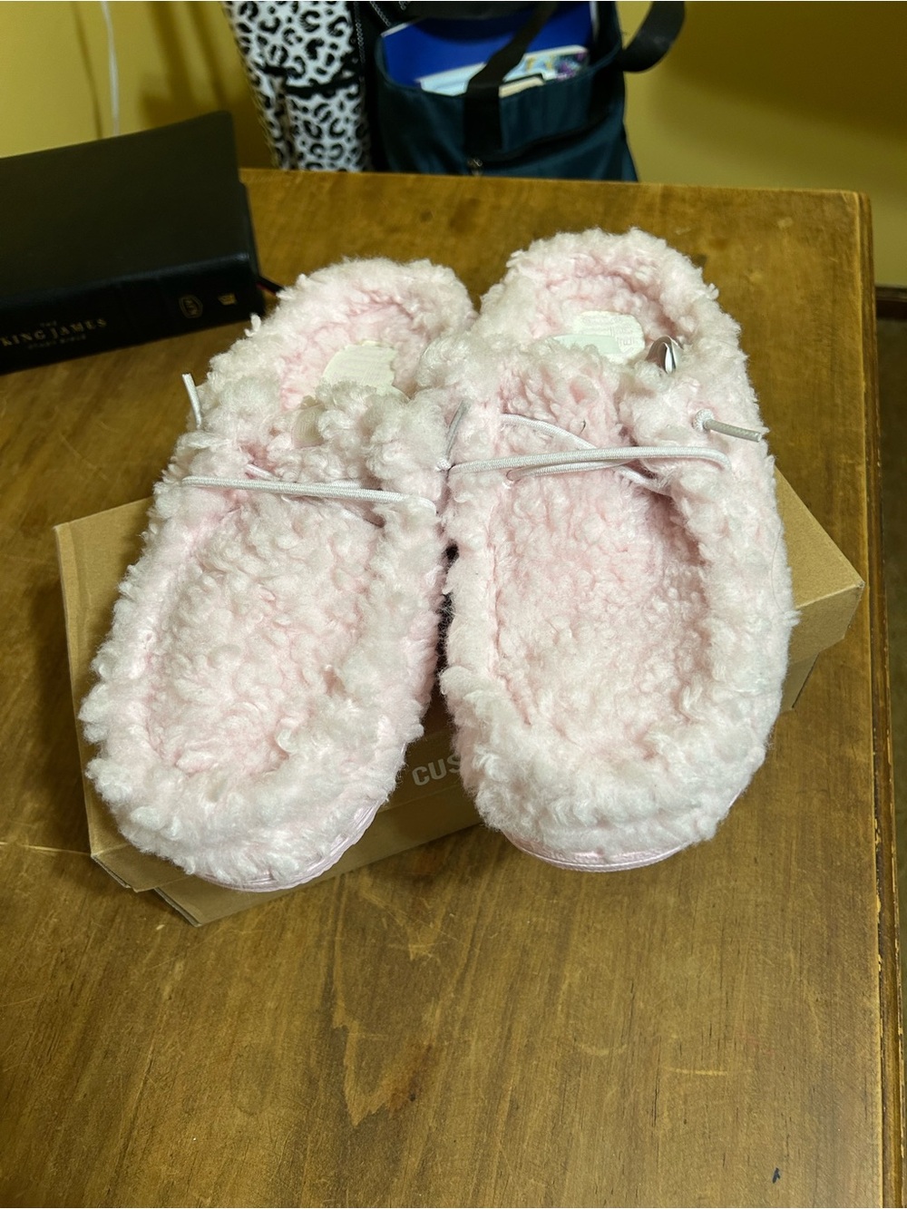 Hey Dude Women's Pink Faux Shearling Slip-On Slippers
